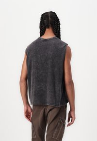 Weekday BOXY WASHED TANK - Topper - washed black