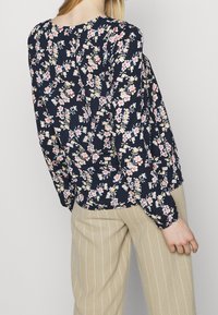 VILA Blus - dark blue