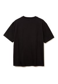 Černé bavlněné tričko s krátkými rukávy, kulatým výstřihem a hladkou strukturou. Na zadní straně nejsou viditelné žádné vzory ani grafiky.