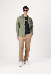 Belstaff WAYPOINT OVERSHIRT - Odinis švarkas - surplus green