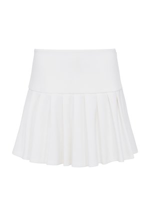 Λευκή φούστα με πιέτες και φαρδύ ζωνάρι στη μέση, που ανοίγει ελαφρώς προς το τελείωμα, παρουσιάζεται σε απλό φόντο.