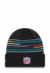 Berretto di lana nero con un motivo a righe multicolori di diverse larghezze. Include un logo NFL blu e bianco sul risvolto.
