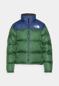 Unselected, pine needle/summit navy