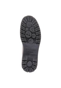 Černá gumová podrážka s texturovaným povrchem obsahující kruhové vzory a drážky, označená nápisem "bugatti" a "buď jedinečný".