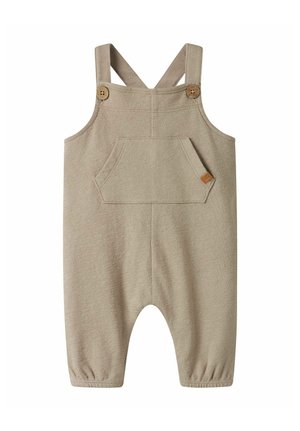 Beige strikket babyoverall med forlommer, stropper med træknapper og elastiske manchetter på benene.