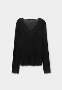 Unausgewählt, Black