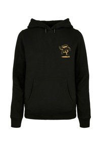 Melns kokvilnas hoody ar kangaroos kabatu, regulējamu auklu un dzeltenu grafiku ar varoni kreisajā krūtī.