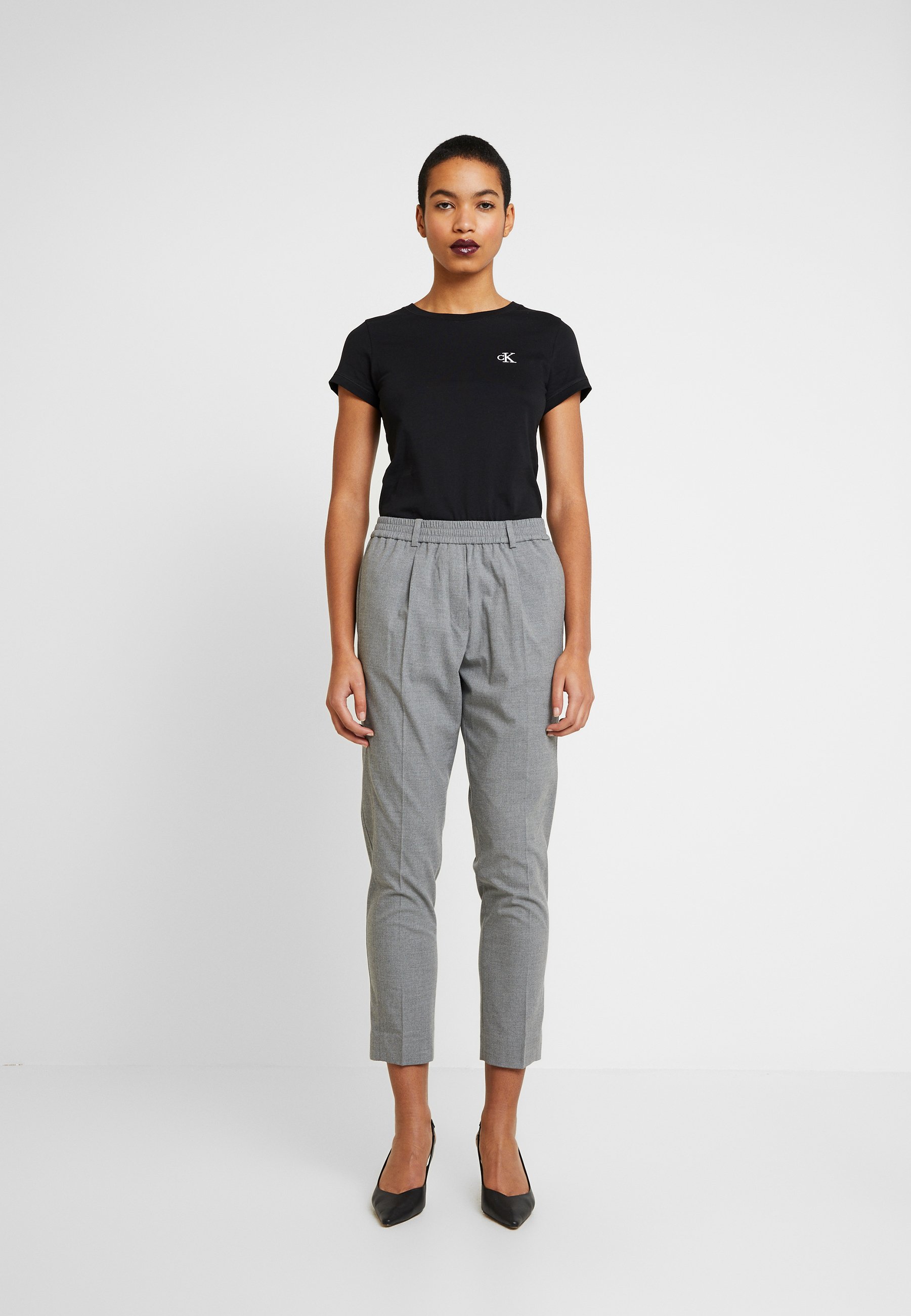 Calvin Klein Jeans EMBROIDERY SLIM TEE 