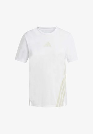 Hvit t-skjorte med korte ermer laget av glatt stoff. Har en lysfarget Adidas-logo på brystet og matchende stripete detaljer på den ene siden.