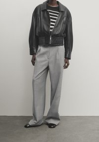 Massimo Dutti Trui - black