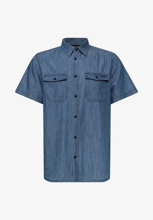 Blaues Chambray-Hemd mit kurzen Ärmeln, Knopfleiste, zwei geknöpften Brusttaschen und spitzem Kragen.