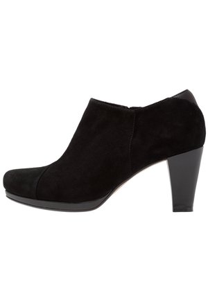 Ankle boot