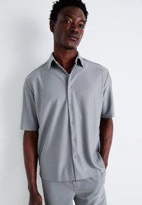 Only & Sons ONSBOYY PLISSEE LIFE RECY - Skjorta - limestone