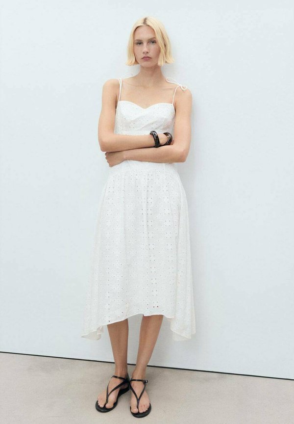 MIDIOWA Z PERFORACJAMI - Day dress2