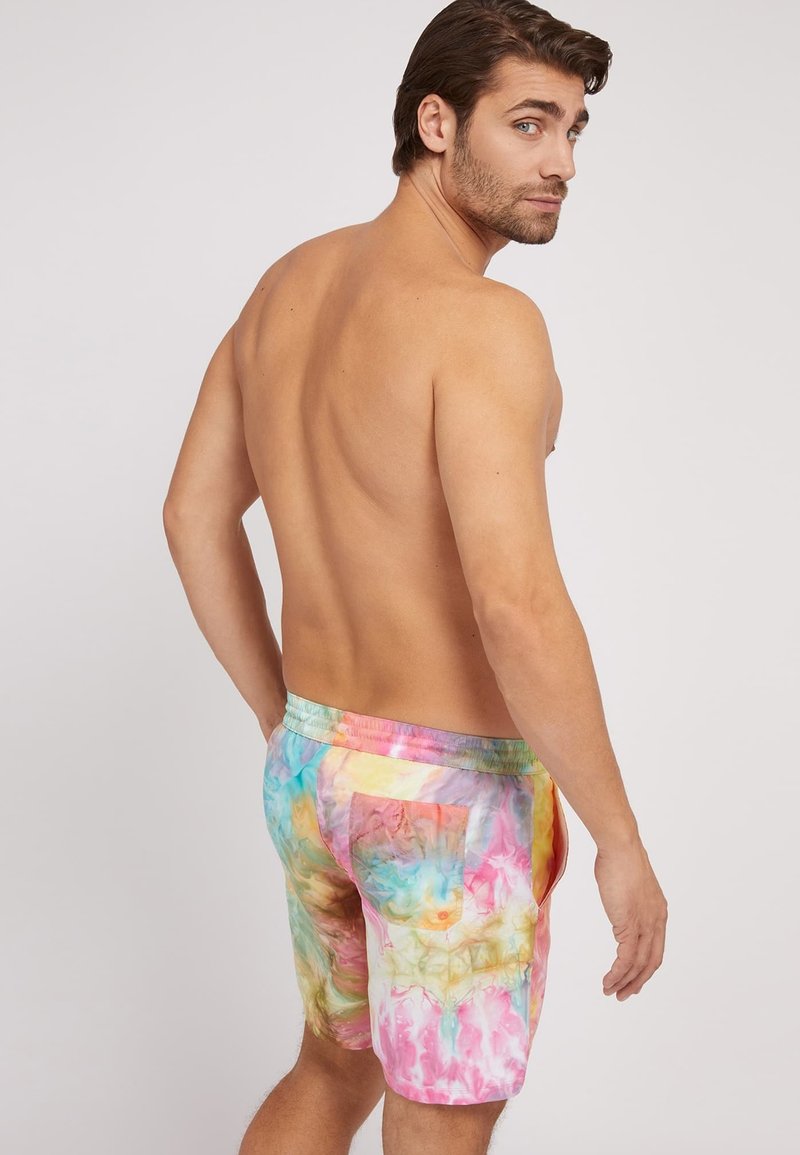 Herren Badehosen | Guess Badeshorts gemustert multicolor/mehrfarbig - OF08828 Herren Badehosen | Guess Badeshorts gemustert multicolor/mehrfarbig - OF08828