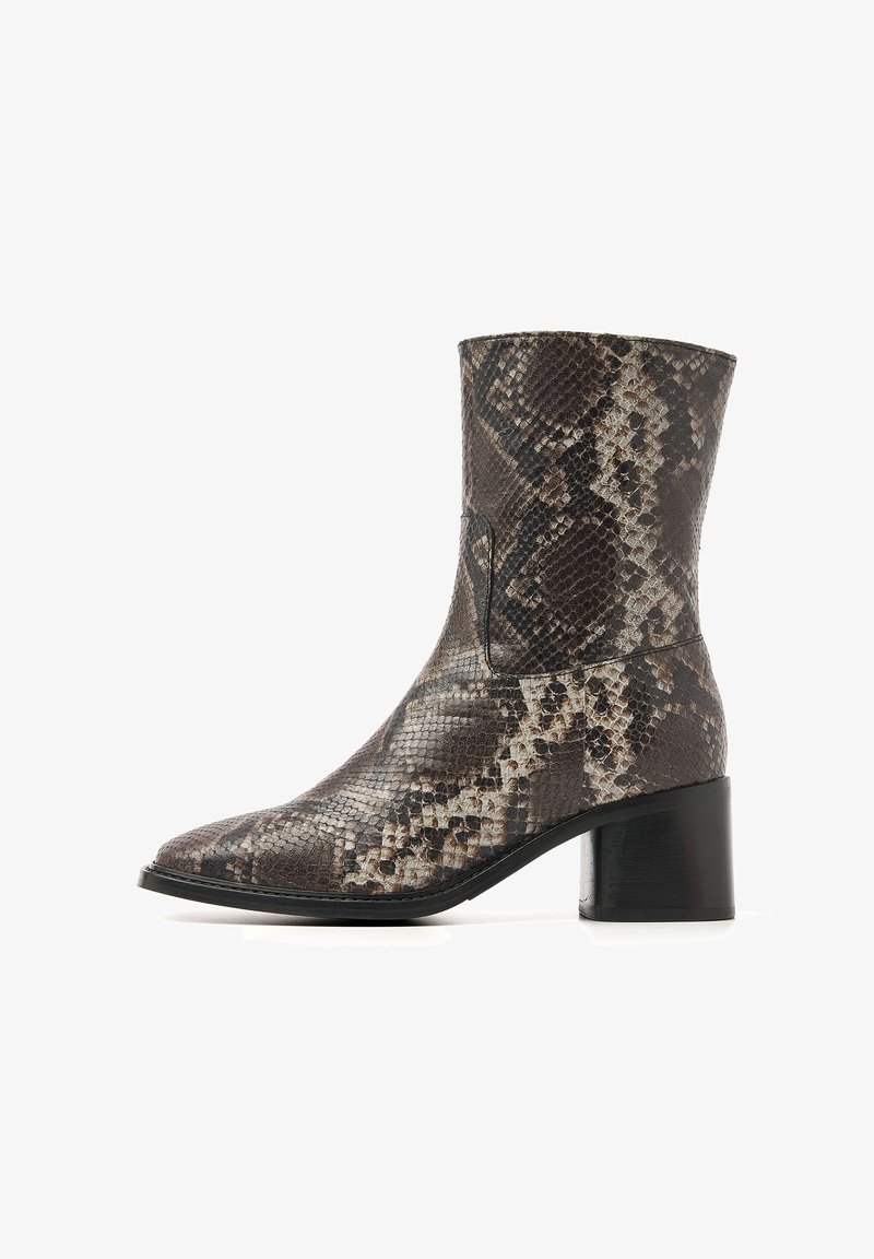 Python-print ankle boot in shades of brown and beige, featuring a block heel, pointed toe, and smooth texture.