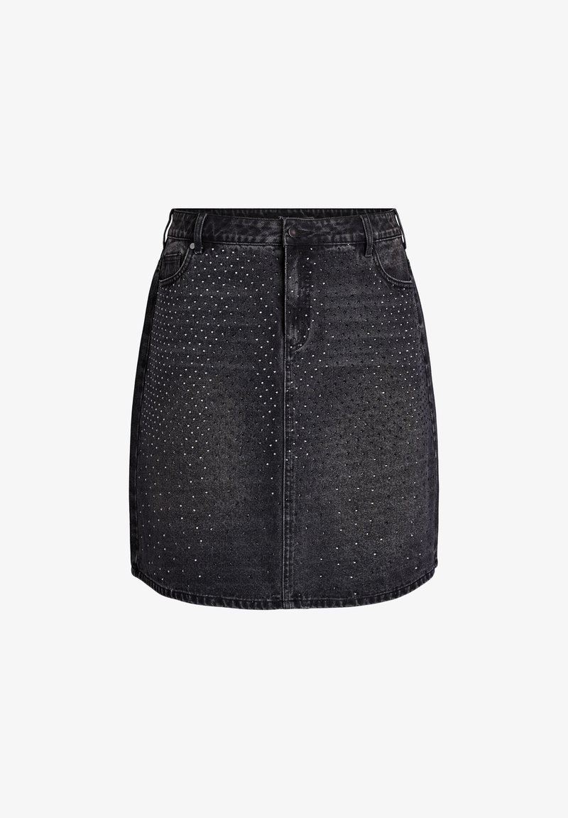 Črna denim krila z ravnim krojem, okrašena s srebrnimi zakovicami v vzorcu spredaj in klasičnim petim žepom.