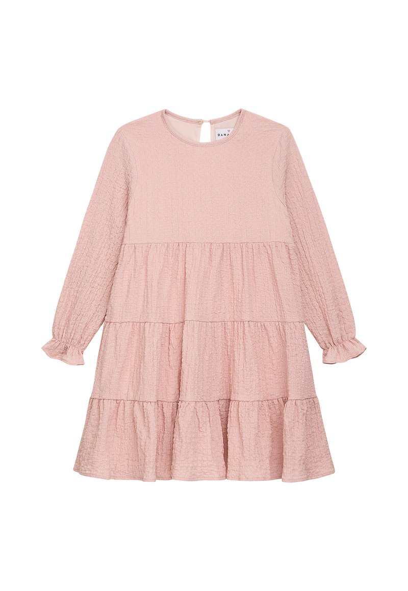 Rosa gestuftes Kleid mit langen Ärmeln, rundem Ausschnitt, strukturiertem Stoff und Rüschenmanschetten. Verfügt über einen Knopfverschluss am Rücken und ein fließendes Design.