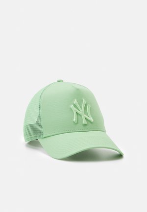 Green baseball cap with mesh sides, featuring an embroidered NY logo on the front, structured brim, and adjustable back strap.