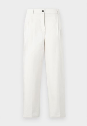 Bele, hlače z visokim pasom in prilegajočo se obliko, z naborki, sprednjo zapenjanjem na gumbe in ravnimi nogavicami. Iz gladkega blaga.