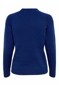 Sinine kootud sv jumper, ümar kaelus, pikad varrukad, pehme tekstuur, ribaga äär ja varrukate servad, ühevärviline ilma nähtavate mustrite või aktsentideta.