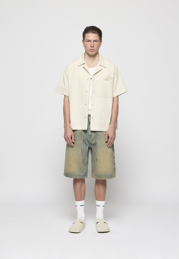 BAGGY UNISEX - Denim shorts2