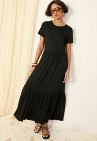 Friends Like These REGULAR FIT - SHORT SLEEVE  - Vestido largo - black