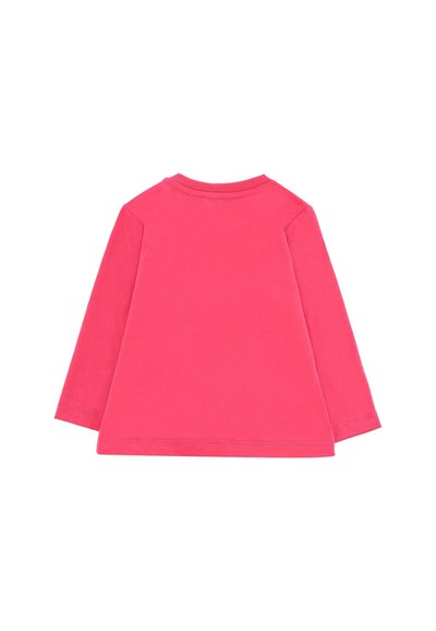 Chemise à manches longues en coton rose uni. Présente un col rond et des coutures le long des bords, sans motifs ni accents visibles.