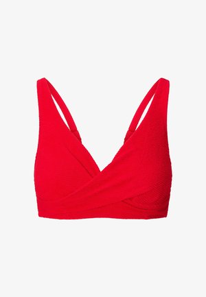 Top bikini rosso con tessuto testurizzato, design a V e spalline sottili regolabili. Presenta una parte anteriore a incrocio per un maggiore supporto.