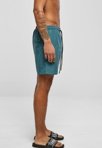 Urban Classics EMBROIDERY - Șorturi de baie - shark teal toffee