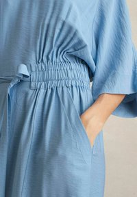 Reiss Päevakleit - blue