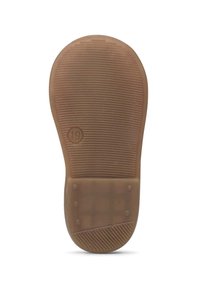 Podeszwa buta z gumowego materiału, w jasnobrązowym kolorze, z teksturowanym wzorem bruzd i kropek, z wypukłym detalem w kształcie okręgu z napisem "19".