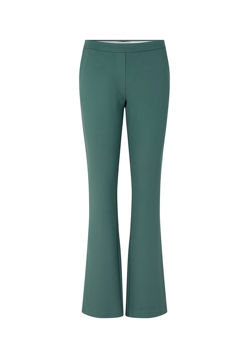 Pantalon évasé vert sarcelle, fabriqué en tissu lisse. Il présente une taille haute et un design épuré sans attaches visibles ni motifs.