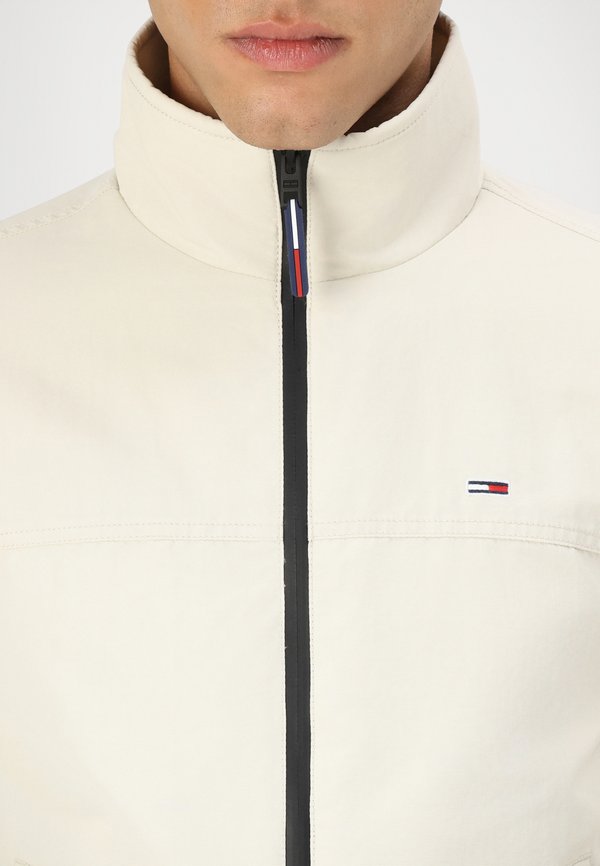 ESSENTIAL CASUAL - Light jacket - newsprint3