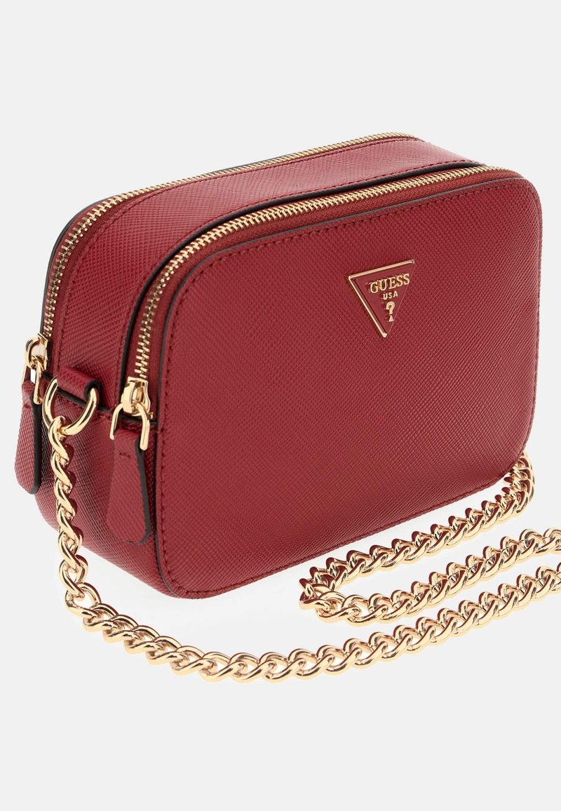 Borsa A Tracolla GUESS Noelle II Crossbody In Poliuretano Rosso Scuro - Compatta, Con Scomparti Organizzati, Tracolla Regolabile