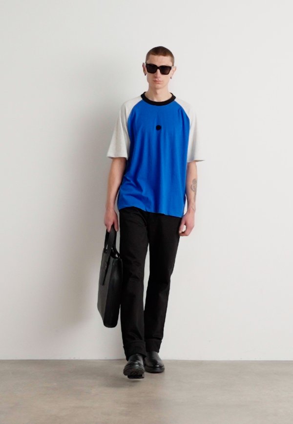 NOGAYO - Print T-shirt2