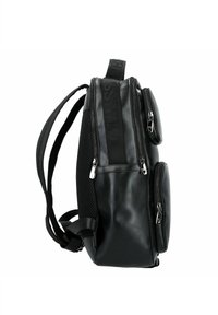 Zaino nero in similpelle texturizzata, dotato di più tasche con cerniera, dettagli in rete e spallacci regolabili per un comfort ottimale.