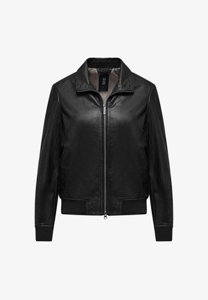 Giacca bomber in pelle nera con chiusura a zip, polsini a coste e tasche laterali. Texture liscia con un design del colletto classico.