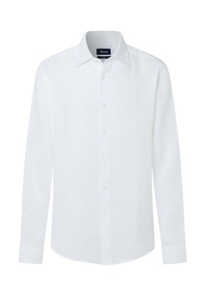 Camisa de vestir blanca de manga larga con botones, cuello puntiagudo y bajo curvado, mostrada sobre un fondo blanco liso.