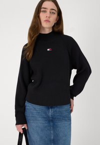Tommy Jeans BADGE  - Striktrøje - black