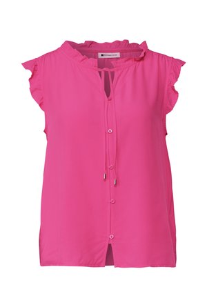 Ærmeløs lys pink bluse med knapper foran, flæset krave, små flæser på ærmerne og bindedetalje ved halsudskæringen.