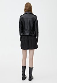 PULL&BEAR Kožená bunda - black