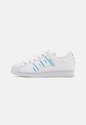superstar slip on Blanche