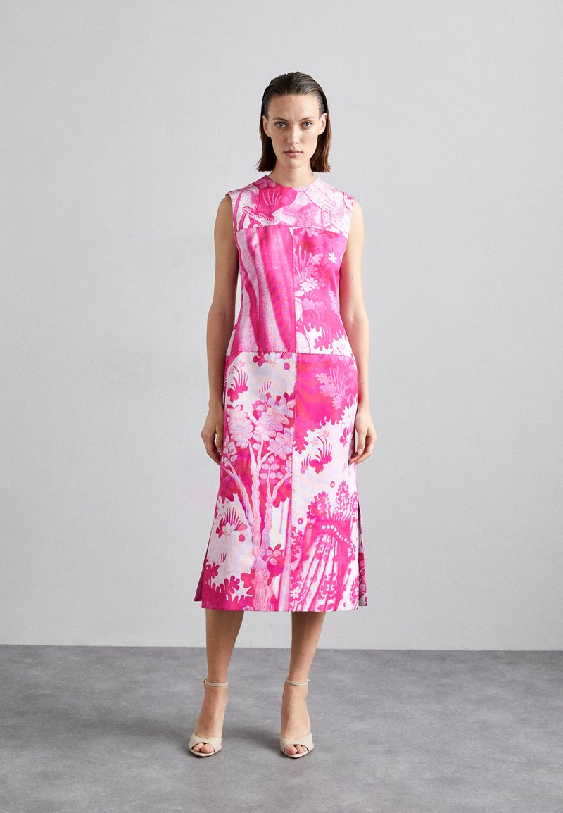 Erdem - MIDI SLEEVELESS PENCIL DRESS - Vestido informal - cerise, Ampliar