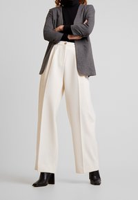 Vero Moda Blazer - grey