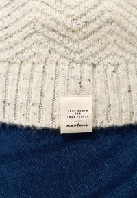 Mustang Strickjacke - weiß