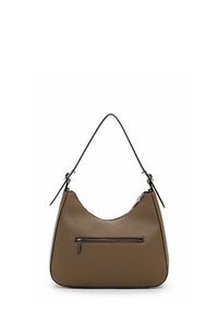 Braune Handtasche aus strukturiertem Leder mit einem einzelnen schwarzen Schulterriemen und einer horizontalen Reißverschlusstasche auf der Vorderseite.