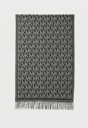 Harmaa kudottu huivi, jossa on toistuva "MK"-kuvio. Viimeistelty hapsutetuilla reunoilla, korostaen teksturoitua kangasrakennetta.