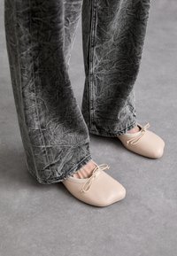 BALLET SHOE - Klassischer Ballerina - shifting sand