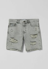 Vaaleanharmaat kulutetut farkkushortsit, joissa on rispaantuneet reunat ja useita repeytyneitä kohtia edessä. Shortsissa on etutaskut ja vyölenkit.